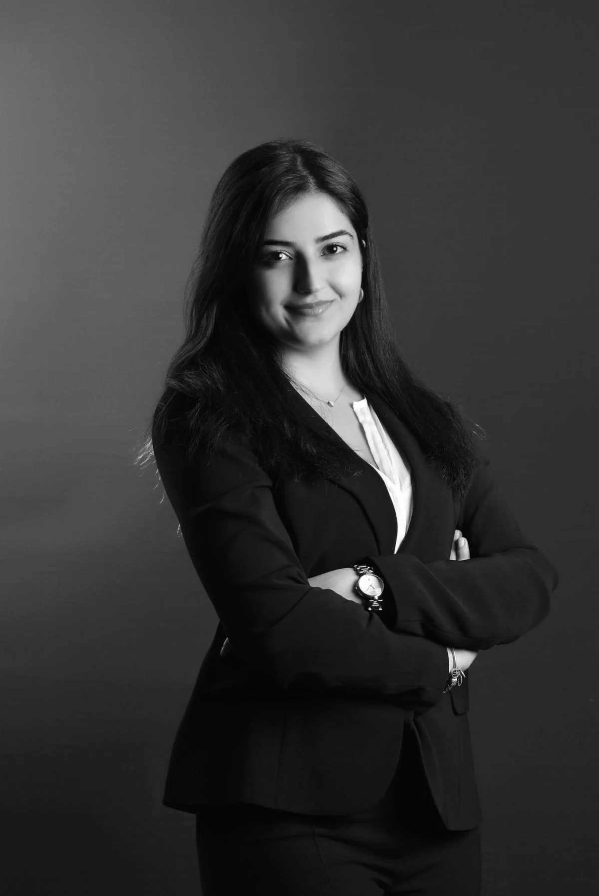 öykü şahmeran siyah